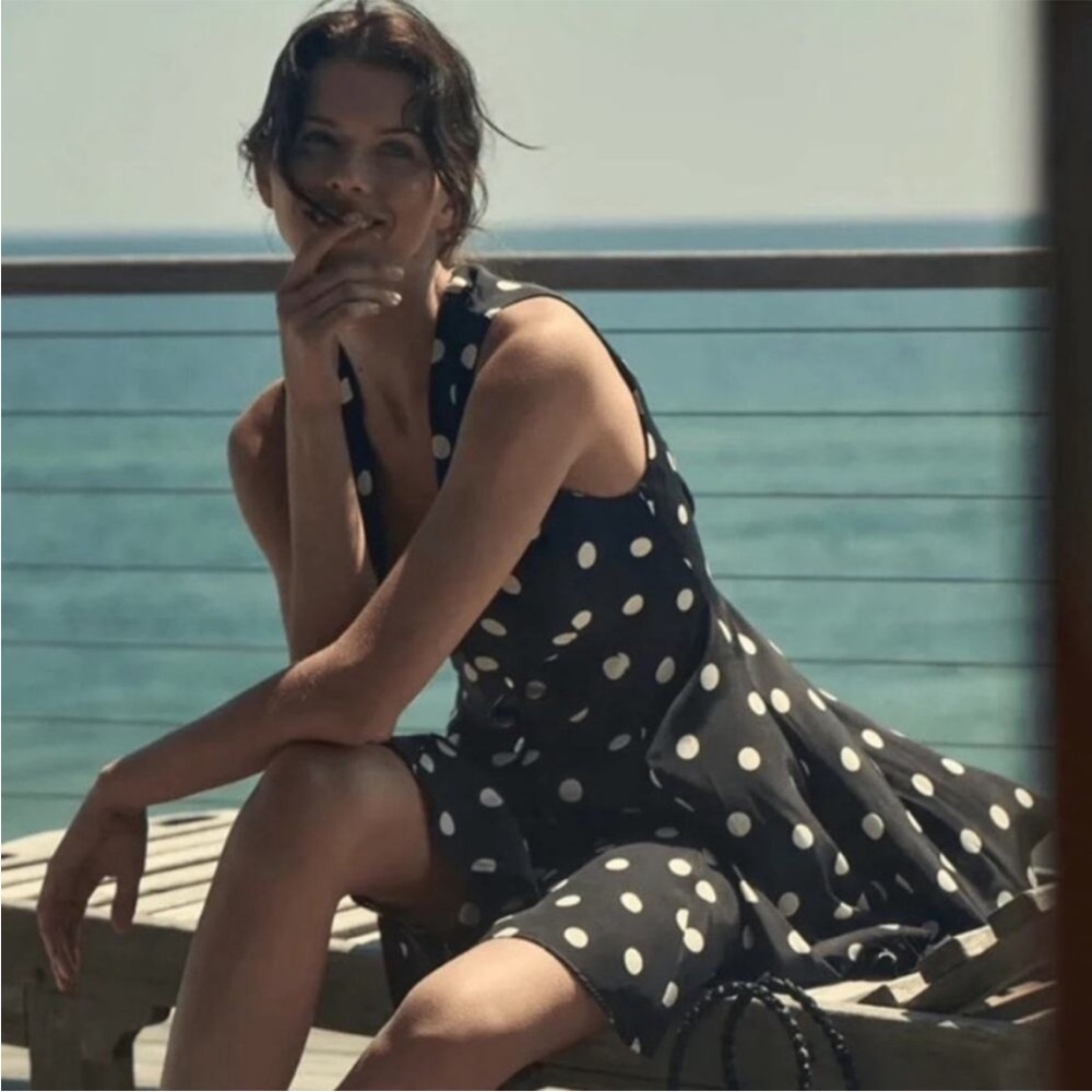 Dôen Aubrey Dress
Black and White Polka Dot Dress